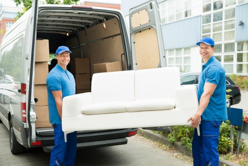 Removal van service for homes and flats in Blackheath